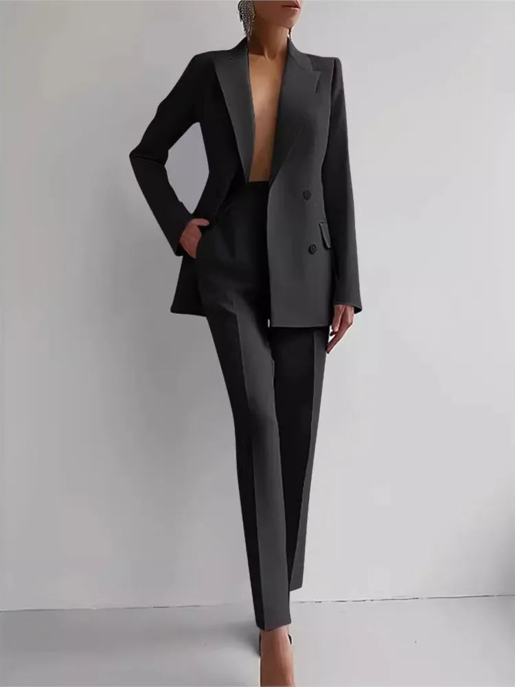 Completo casual primaverile a maniche lunghe Set autunno elegante da ufficio Lady Solid Slim Top Blazer Pantaloni Set da due pezzi Completo da donna 2025