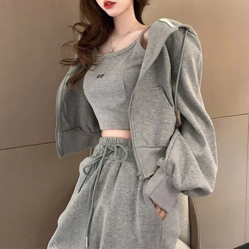 Camicia a maniche lunghe con paillettes sexy alla moda di lusso da donna Set da 3 pezzi Pantaloni larghi lucidi Abiti da festa Abito da donna Pantalone da vacanza