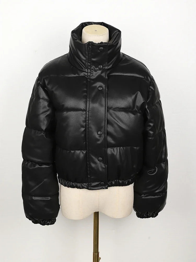 Parka Invernale Donna in Ecopelle Nera – Giacca Calda