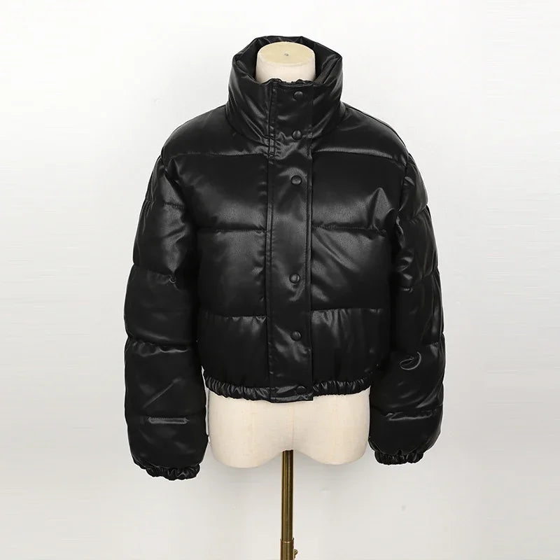 Parka Invernale Donna in Ecopelle Nera – Giacca Calda