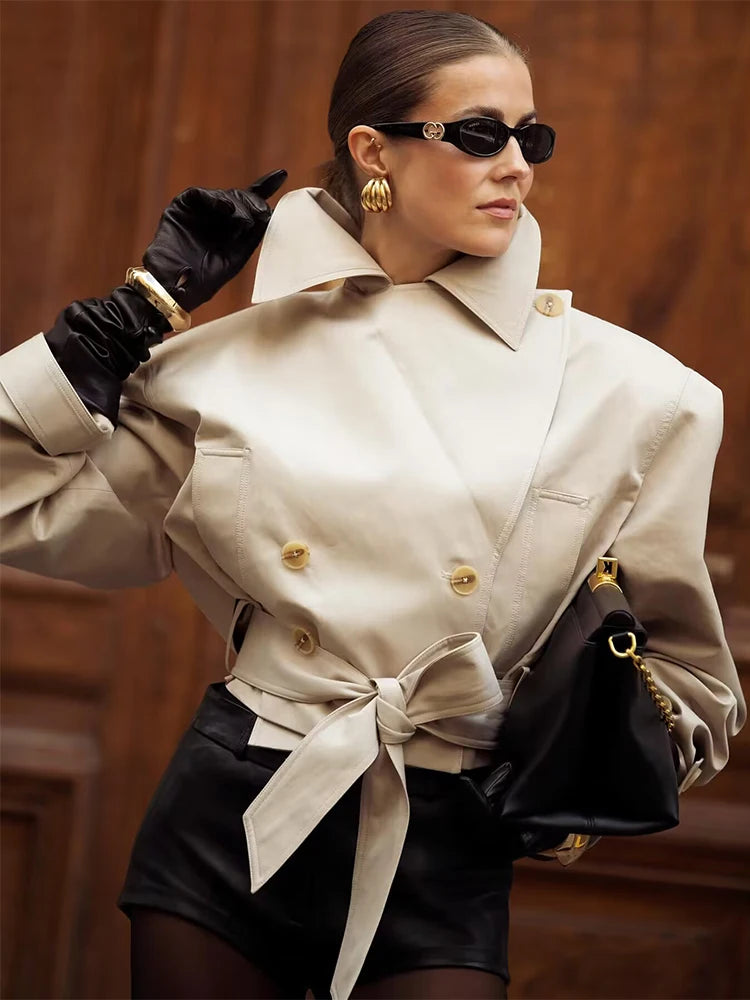 Trench Coat Doppiopetto con Cintura – Stile Britannico