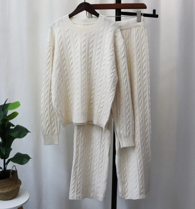 Abito lavorato a maglia per donna autunno e inverno nuovo maglione intrecciato + pantaloni a gamba larga set da due pezzi