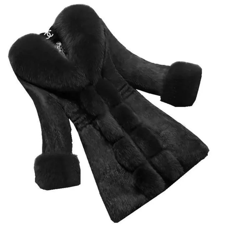 Cappotto Invernale da Donna con Collo in Pelliccia Sintetica — Lungo, Elegante e Caldo