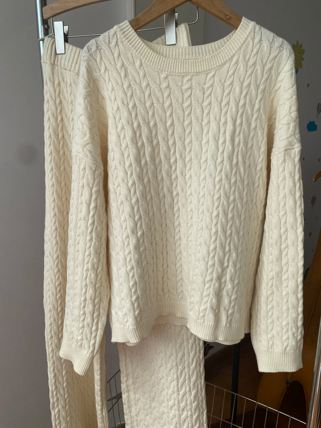 Abito lavorato a maglia per donna autunno e inverno nuovo maglione intrecciato + pantaloni a gamba larga set da due pezzi