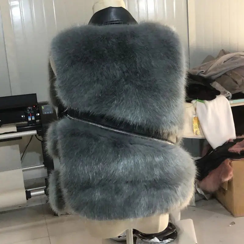 Gilet Corto in Pelliccia Sintetica – Stile Coreano