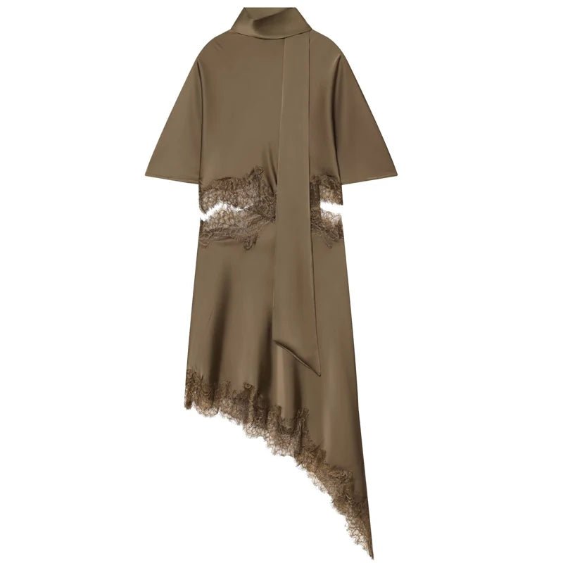 Abito Asimmetrico in Raso e Pizzo con Sciarpa – Maniche Corte e Cut-Out - Veyla