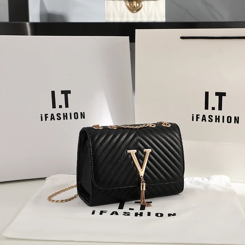 Borsa a Tracolla con Ricamo Floreale, Nappa e Paillettes - Veyla