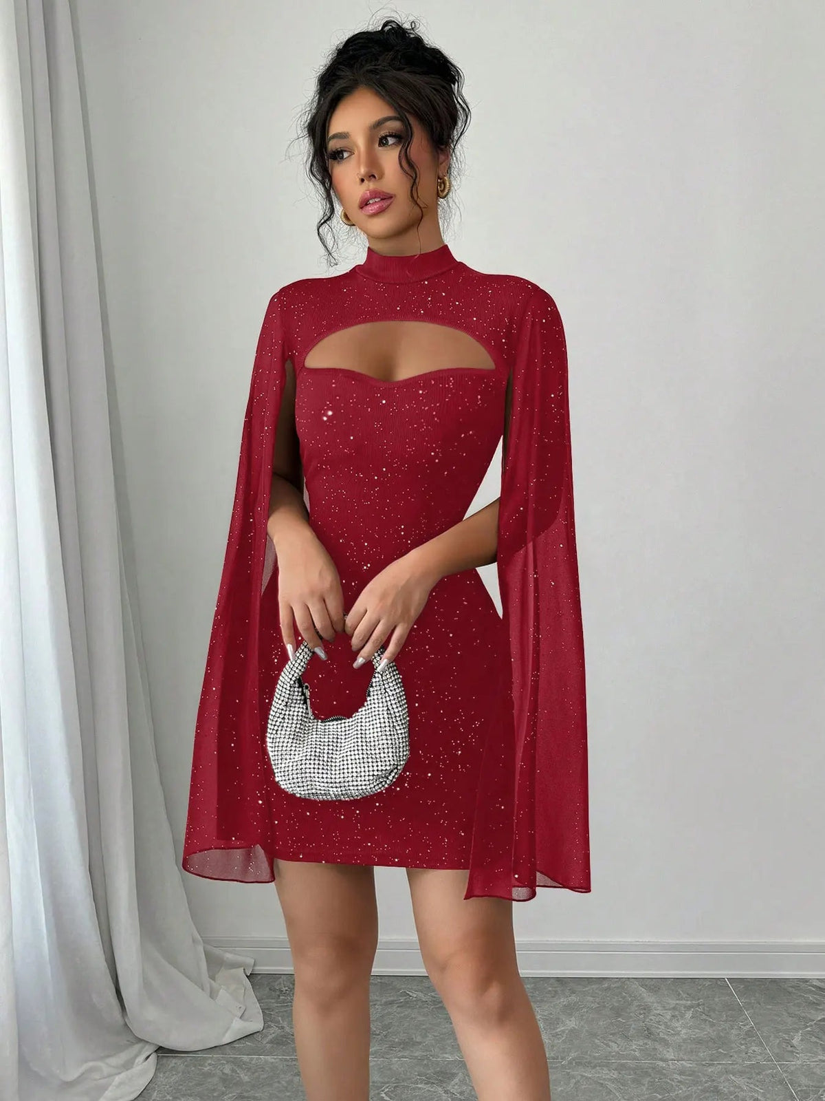 Mini Abito con Maniche a Mantella e Paillettes – Senza Spalline, Club & Party - Veyla