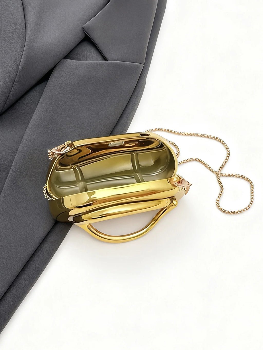 Mini Pochette Minaudière in Acrilico con Catena Dorata – Da Sera - Veyla