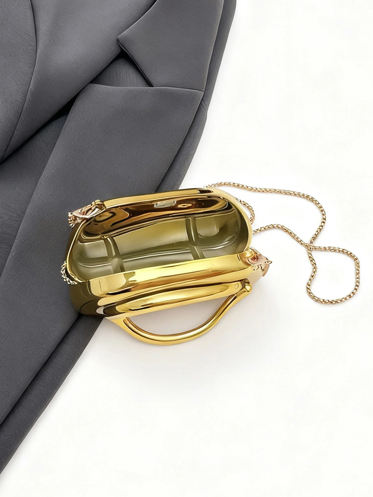 Mini Pochette Minaudière in Acrilico con Catena Dorata – Da Sera - Veyla