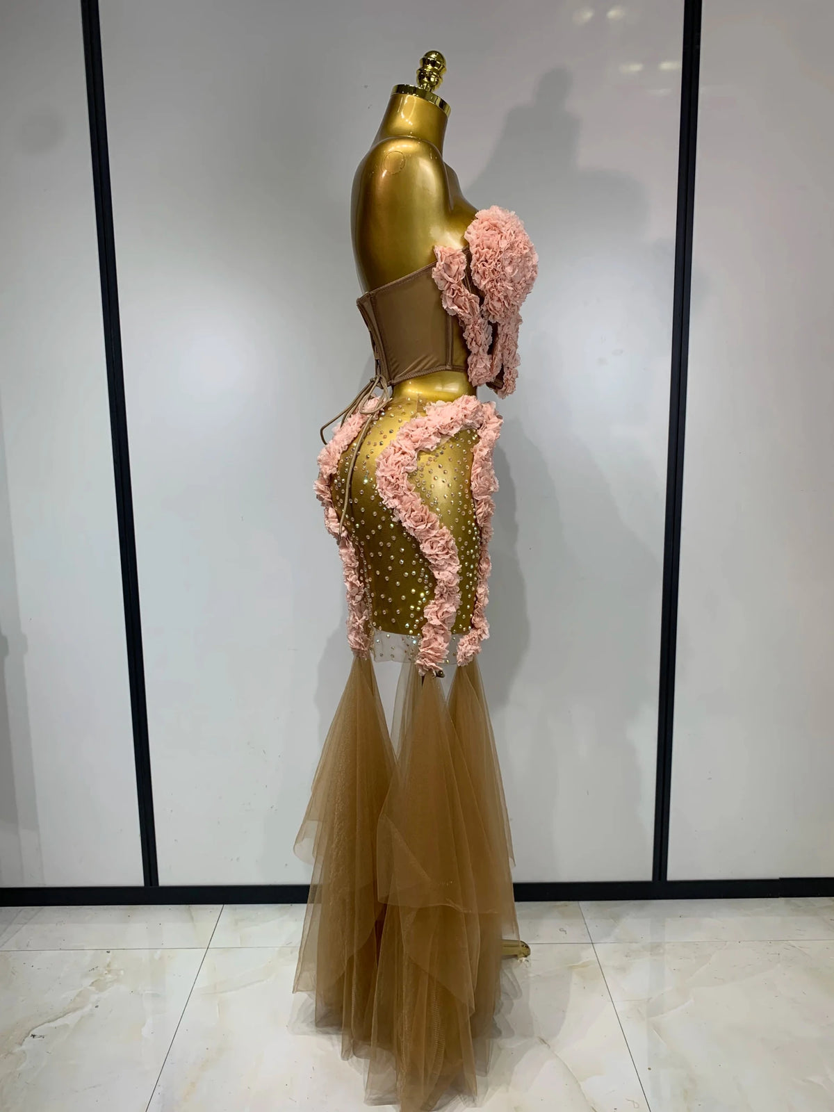 Veyla – Completo da donna a due pezzi con fiori trasparenti, senza spalli - Veyla